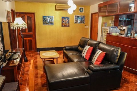 House in Nong Khai, Thailand 7 bedrooms № 142068 - photo 1