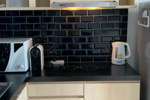 Студия в кондо в Клонг Тоэй, Бангкок, Таиланд № 142070 - фото 3