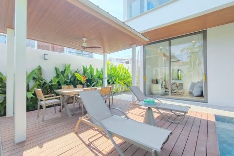 Villa in Rawai, Thailand 4 bedrooms № 70964 - photo 13