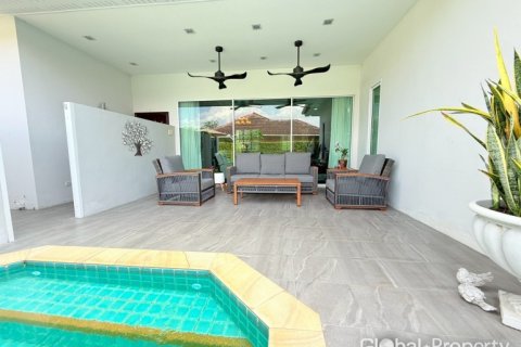 Дом в Паттайе, Таиланд с 5 спальнями № 163989 - фото 5