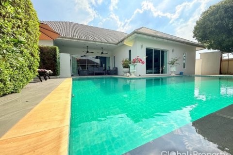 Дом в Паттайе, Таиланд с 5 спальнями  № 163989