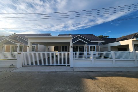 House in Mae Rim, Thailand 3 bedrooms № 148228 - photo 4