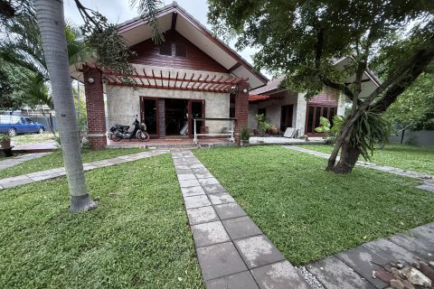 House in Ban Chang, Thailand 7 bedrooms № 161731 - photo 3