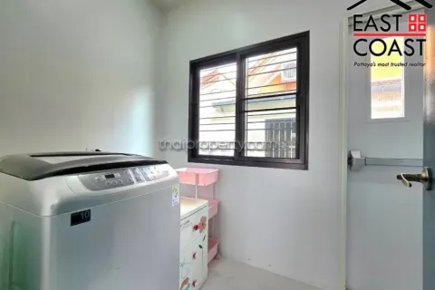 Casa de 3 dormitorios en Pattaya, Tailandia № 213582 - foto 17