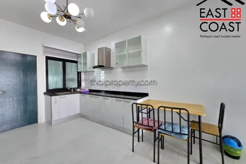 Casa de 3 dormitorios en Pattaya, Tailandia № 213582 - foto 16
