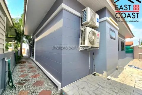 Casa de 3 dormitorios en Pattaya, Tailandia № 213582 - foto 10