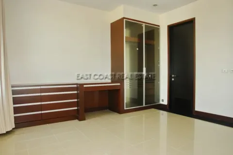Condominio de 2 dormitorios en Jomtien Beach, Pattaya, Tailandia № 213581 - foto 11