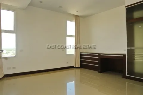 Condominio de 2 dormitorios en Jomtien Beach, Pattaya, Tailandia № 213581 - foto 10