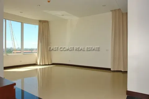 Condominio de 2 dormitorios en Jomtien Beach, Pattaya, Tailandia № 213581 - foto 7