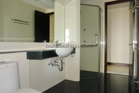 Condominio de 2 dormitorios en Jomtien Beach, Pattaya, Tailandia № 213581 - foto 12