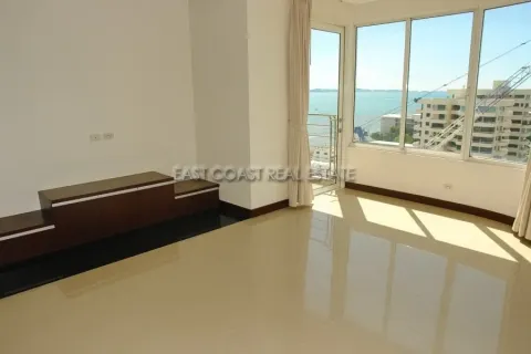 Condominio de 2 dormitorios en Jomtien Beach, Pattaya, Tailandia № 213581 - foto 3