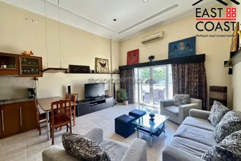 Condominio de 2 dormitorios en Pattaya, Tailandia № 213578 - foto 3