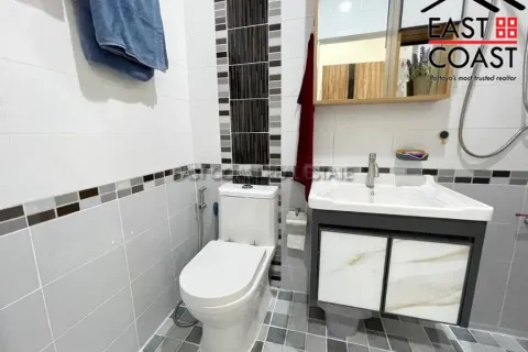 Casa de 2 dormitorios en Pattaya, Tailandia № 213580 - foto 11