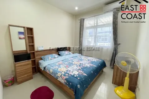 Casa de 2 dormitorios en Pattaya, Tailandia № 213580 - foto 9