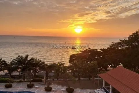 Condominio de 2 dormitorios en Pattaya, Tailandia № 213584 - foto 9