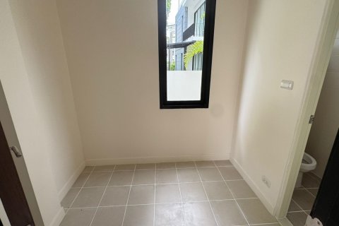 Villa in Phuket, Thailand 5 bedrooms № 135743 - photo 16