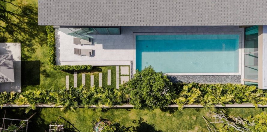Villa in Phuket, Thailand 4 Schlafzimmer № 222358
