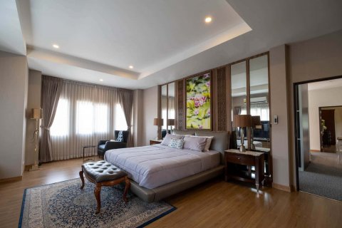 House in Chiang Mai, Thailand 4 bedrooms № 121862 - photo 12