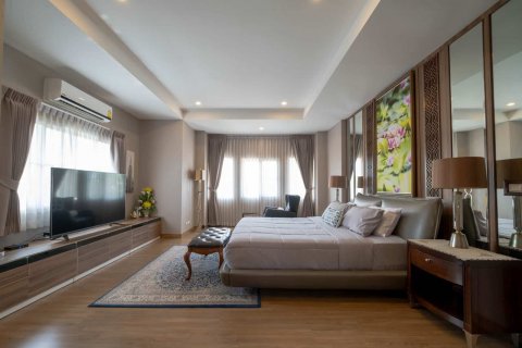 House in Chiang Mai, Thailand 4 bedrooms № 121862 - photo 11
