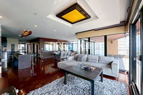 Condo à Pattaya, Thaïlande, 3 chambres № 197615 - photo 4
