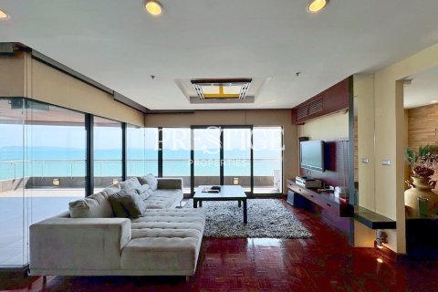 Condo à Pattaya, Thaïlande, 3 chambres № 197615 - photo 3