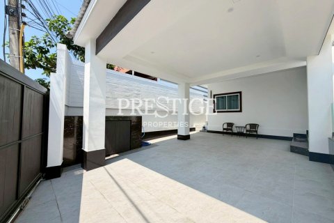 บ้านในพัทยา, ประเทศไทย 6 ห้องนอน № 197617 - รูปถ่าย 29