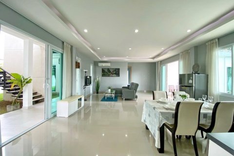 Haus in Pattaya, Thailand 5 Schlafzimmer № 223061 - Foto 6