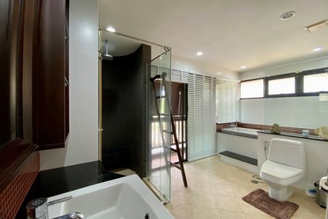 Haus in Pattaya, Thailand 4 Schlafzimmer № 223060 - Foto 15