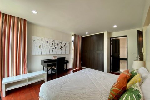 Haus in Pattaya, Thailand 4 Schlafzimmer № 223060 - Foto 16