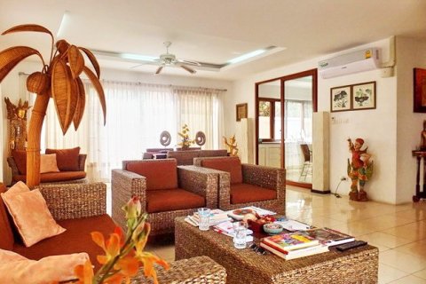 Haus auf Jomtien Beach, Pattaya, Thailand 3 Schlafzimmer № 223064 - Foto 6