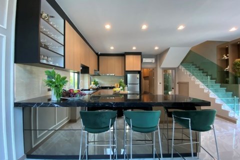 Haus in Pattaya, Thailand 3 Schlafzimmer № 223063 - Foto 9