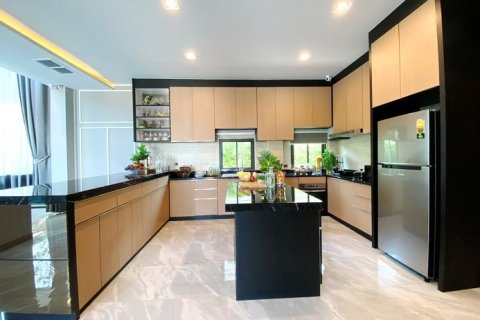 Haus in Pattaya, Thailand 3 Schlafzimmer № 223063 - Foto 8