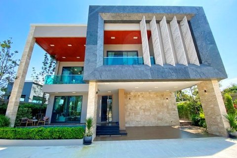 Haus in Pattaya, Thailand 3 Schlafzimmer № 223063 - Foto 1