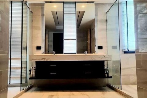 Maison à Watthana, Bangkok, Thaïlande 4 chambres № 173480 - photo 11