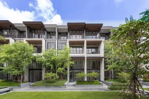 Maison à Watthana, Bangkok, Thaïlande 4 chambres № 173480