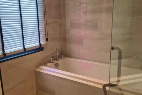 Maison à Watthana, Bangkok, Thaïlande 4 chambres № 173480 - photo 9