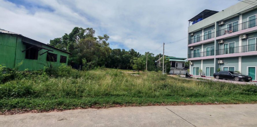 Land in Ko Samui, Thailand 796 sq.m. № 173482