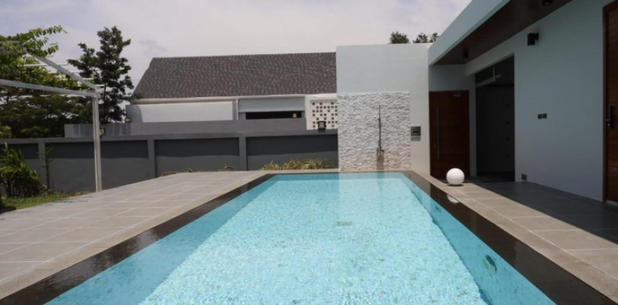 Villa à Pattaya, Thaïlande 4 chambres № 173478