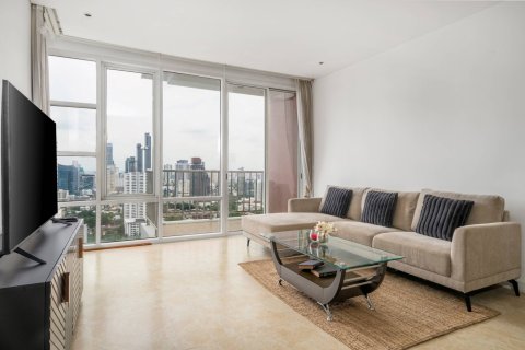Condo in Bangkok, Thailand, 2 bedrooms  № 180753 - photo 4