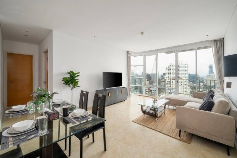 Condo in Bangkok, Thailand, 2 bedrooms  № 180753 - photo 2