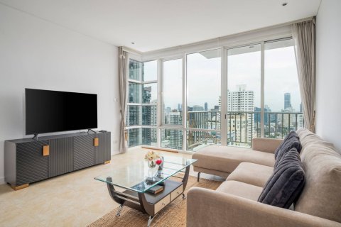 Condo in Bangkok, Thailand, 2 bedrooms  № 180753 - photo 5