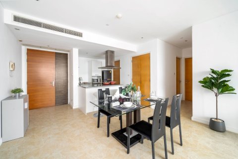 Condo in Bangkok, Thailand, 2 bedrooms  № 180753 - photo 3