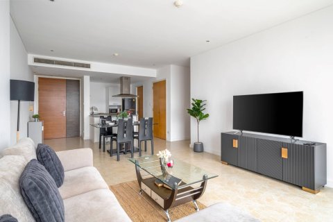 Condo in Bangkok, Thailand, 2 bedrooms  № 180753 - photo 8