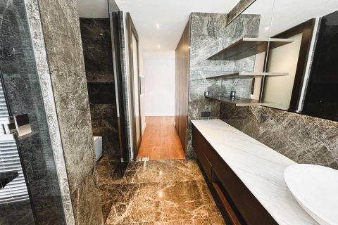 Penthouse in Bangkok, Thailand 3 bedrooms № 180751 - photo 27