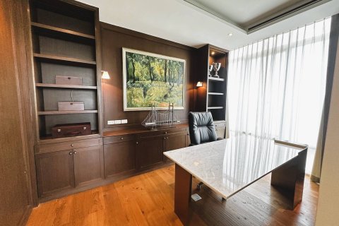 Penthouse in Bangkok, Thailand 3 bedrooms № 180751 - photo 13