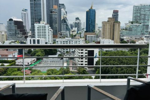 Condo in Bangkok, Thailand, 3 bedrooms  № 180755 - photo 9