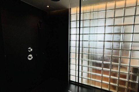 Condo in Bangkok, Thailand, 3 bedrooms  № 180755 - photo 26