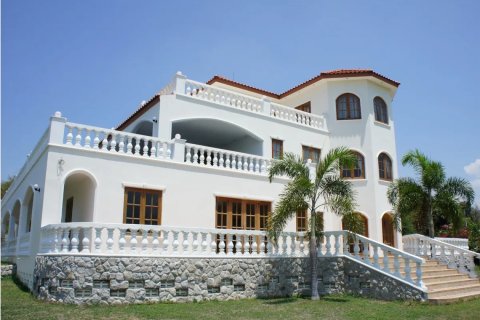 House in Hua Hin, Thailand 10 bedrooms № 180754