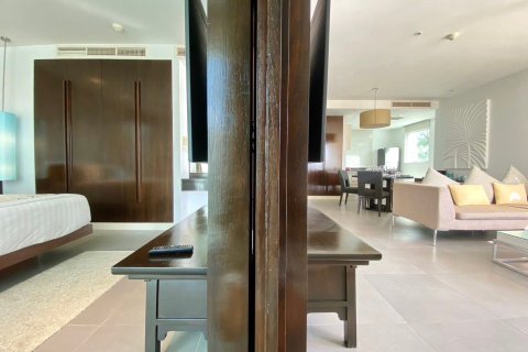 Condo in Kathu, Thailand, 2 bedrooms  № 156185 - photo 24
