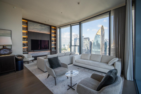 Кондоминиум с 2 спальнями в Патхум Ване, Бангкок, Таиланд № 156186 - фото 2